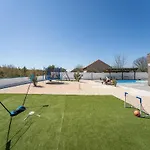 Modern With Private Pool