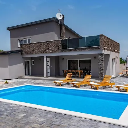 Modern With Private Pool Villa Stankovci (Zadar)