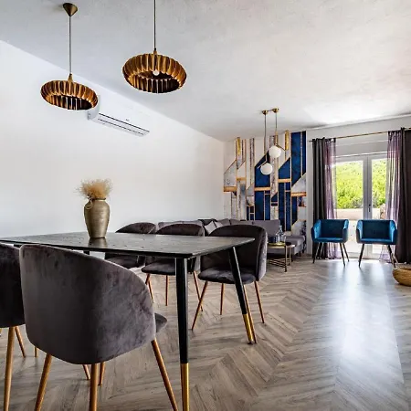Modern With Private Pool * Stankovci (Zadar)