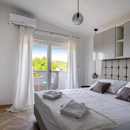 Vila Modern With Private Pool *
