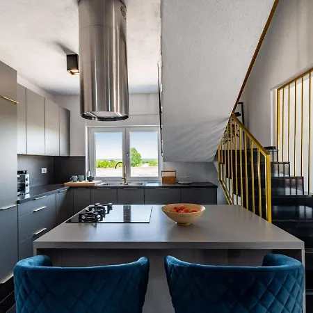 Modern With Private Pool Stankovci (Zadar)