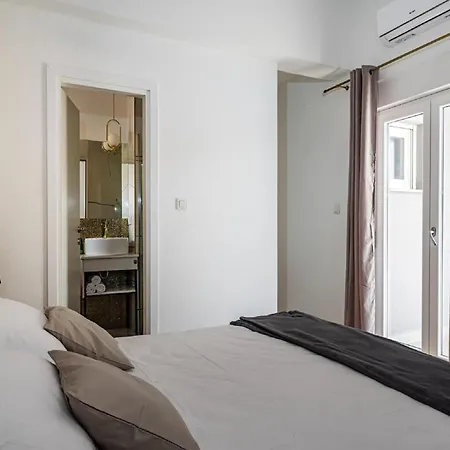 Vila Modern With Private Pool Stankovci (Zadar)