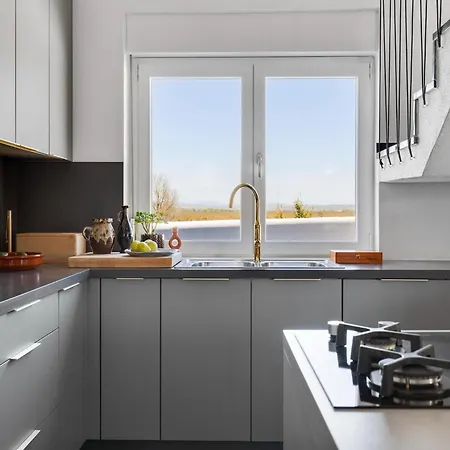 Modern With Private Pool Stankovci (Zadar)