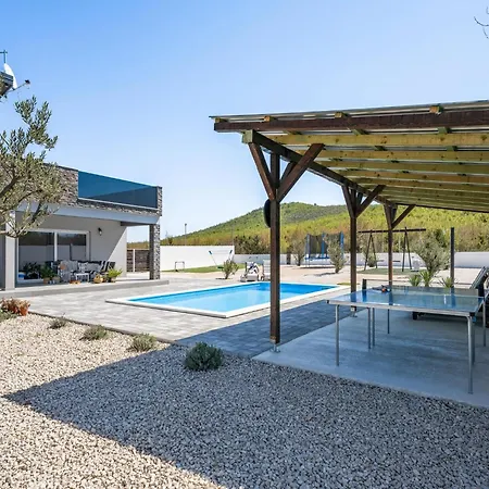 빌라 Modern With Private Pool