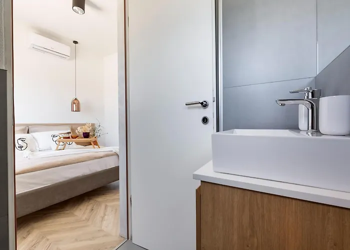 Modern With Private Pool 빌라 *