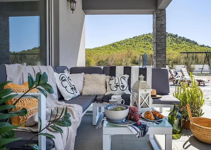 Вилла Modern With Private Pool Stankovci (Zadar)