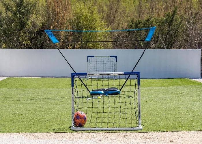 Modern With Private Pool